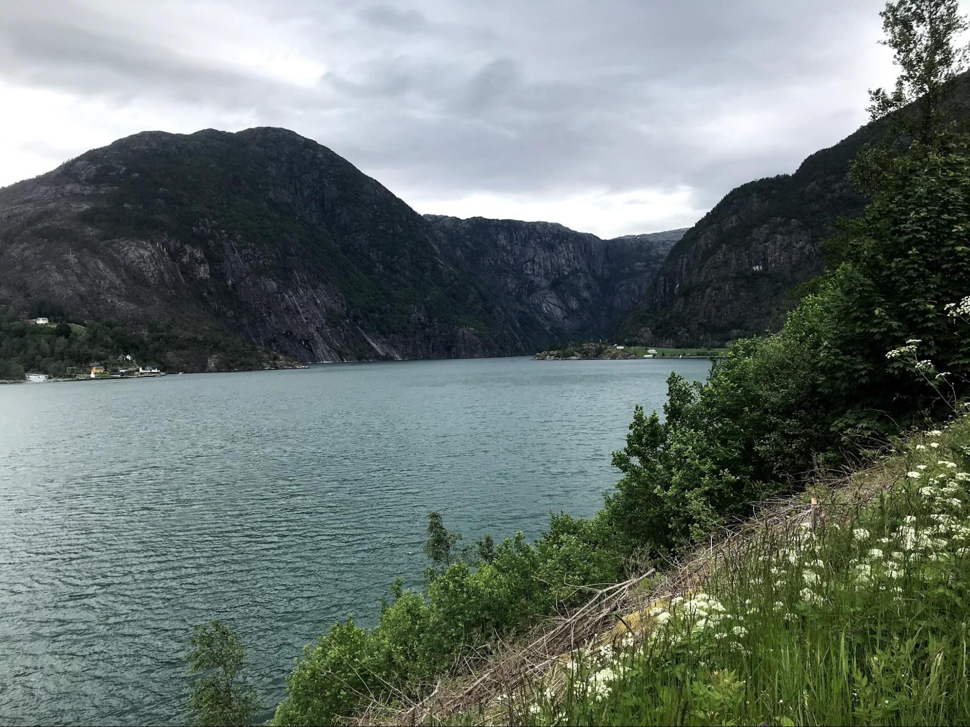 We continued our breathtaking road trip back around through Norway